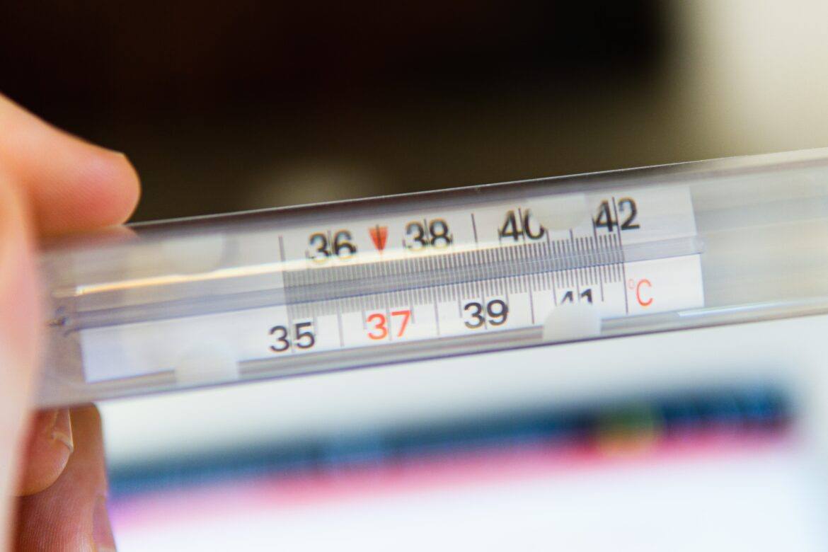 matteo-fusco-4zvnt60-pak-unsplash temperature measurement