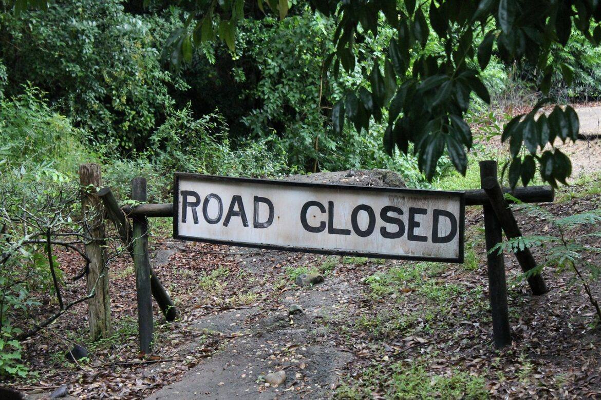 roadblock sign roadblock sign