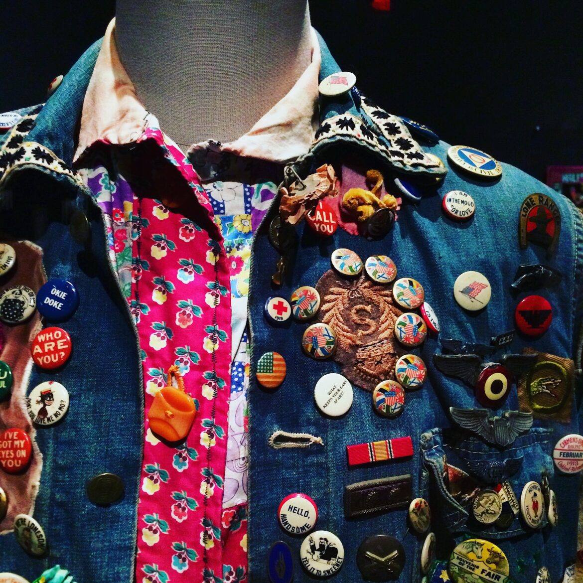 melinda-martin-khan-etcp7sNcFiU-unsplash buttons and badges on a jean jacket