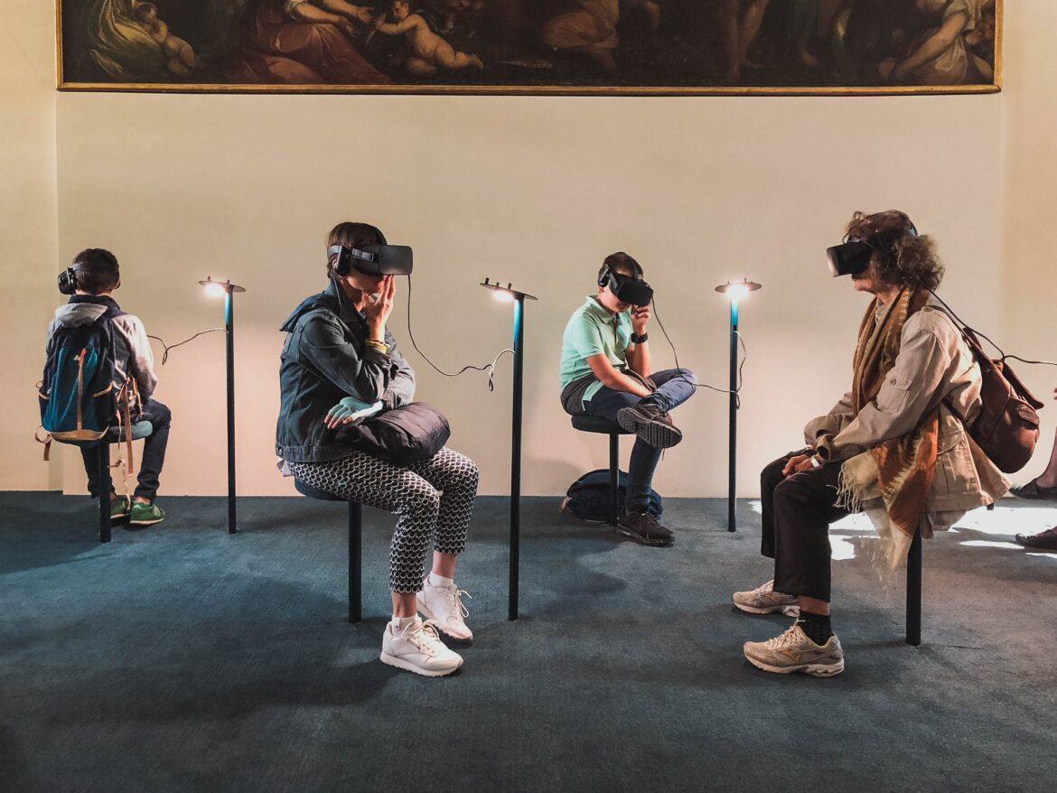 lucrezia-carnelos-IMUwe-p1yqs-unsplash virtual reality