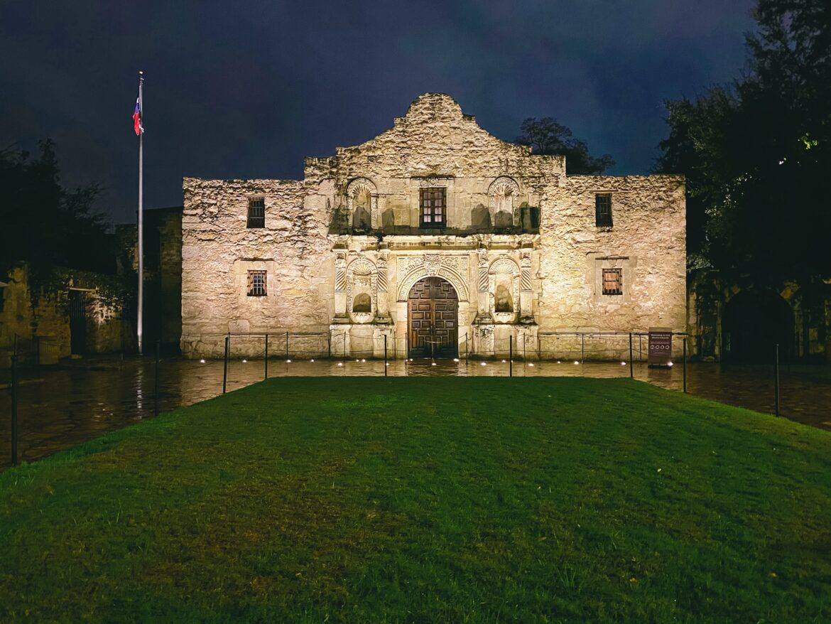 matthew-t-rader-cGqvDEME1DM-unsplash texas history