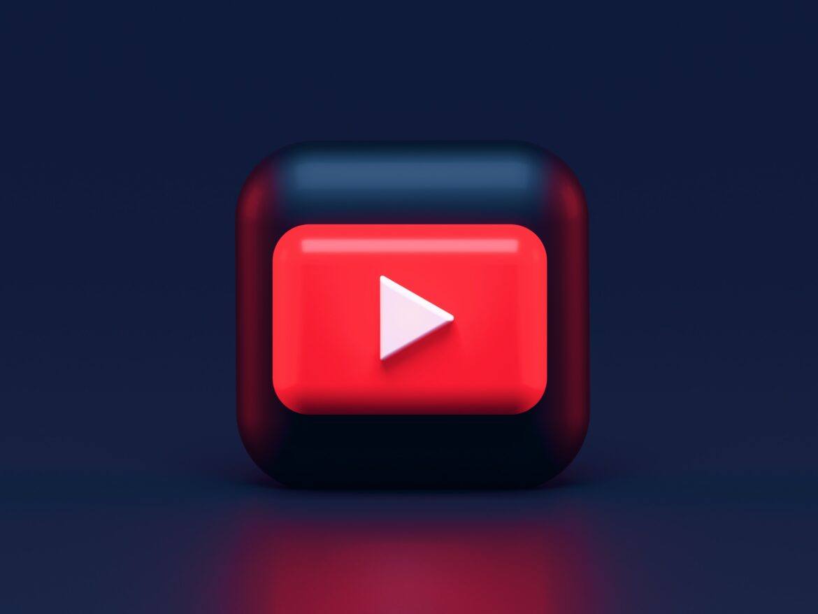 alexander-shatov-niUkImZcSP8-unsplash red button