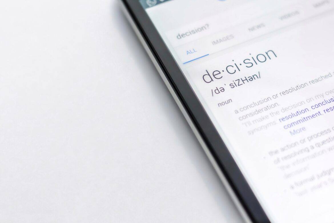 edho-pratama-k-P2ow0S6o4-unsplash vocabulary term